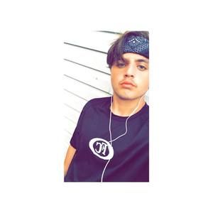 Meet your Posher, Bradley